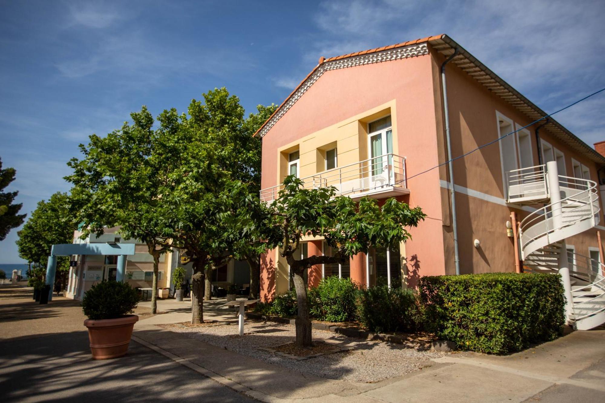 Domaine Du Lazaret Hotel Sete Exterior photo